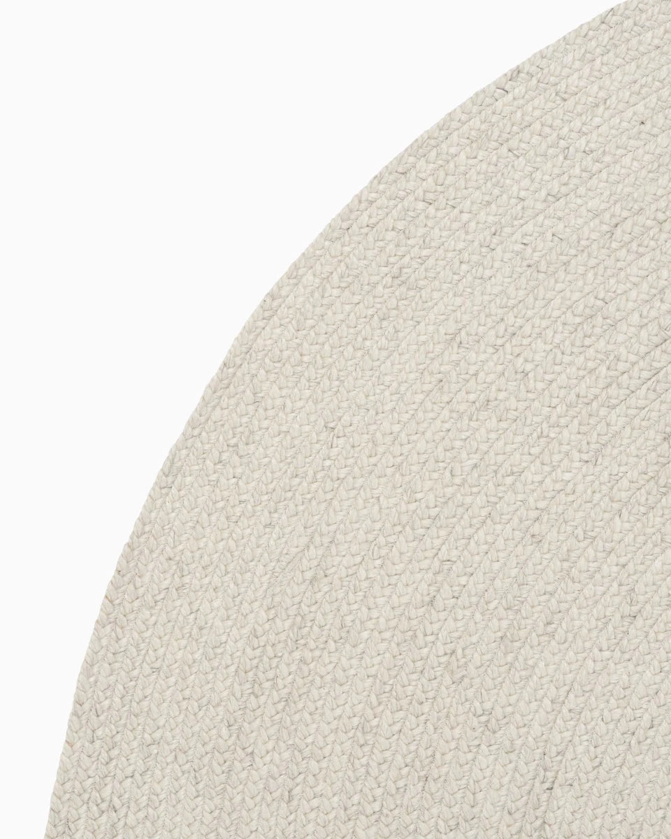 8' Diameter / Chalk
