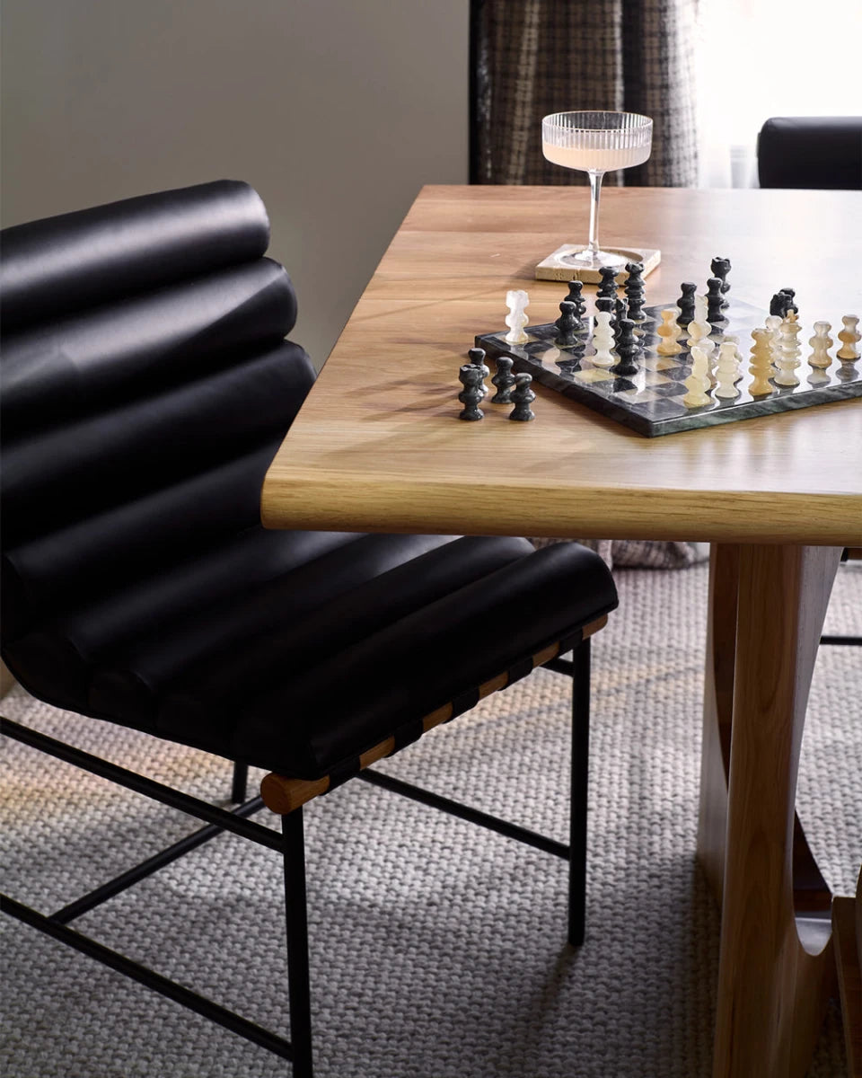White Oak / 96" length | Seats 8