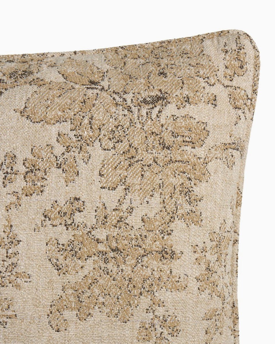 Fallingbrook Natural / 20" x 20" / Cover + Insert