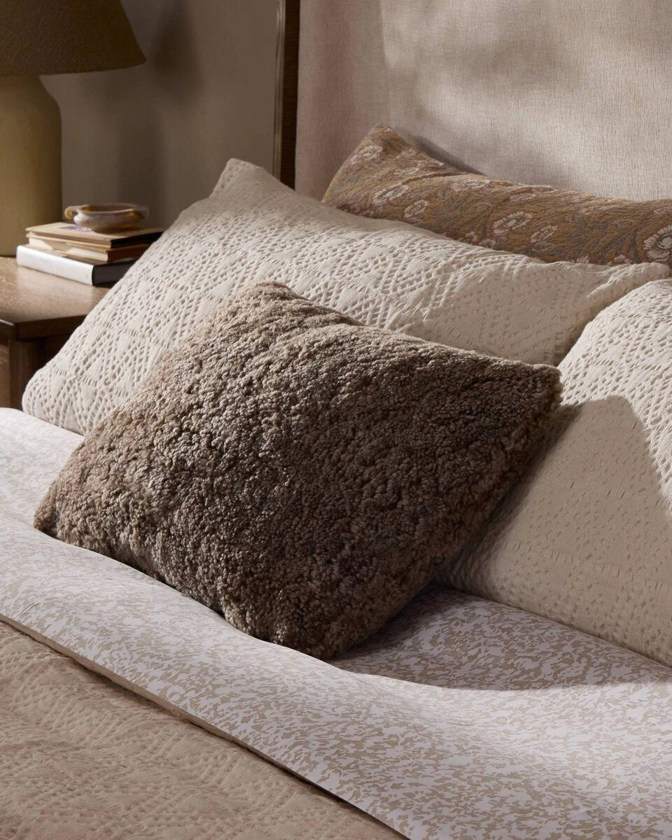 Taupe Shearling / 14" x 20" / Cover + Insert