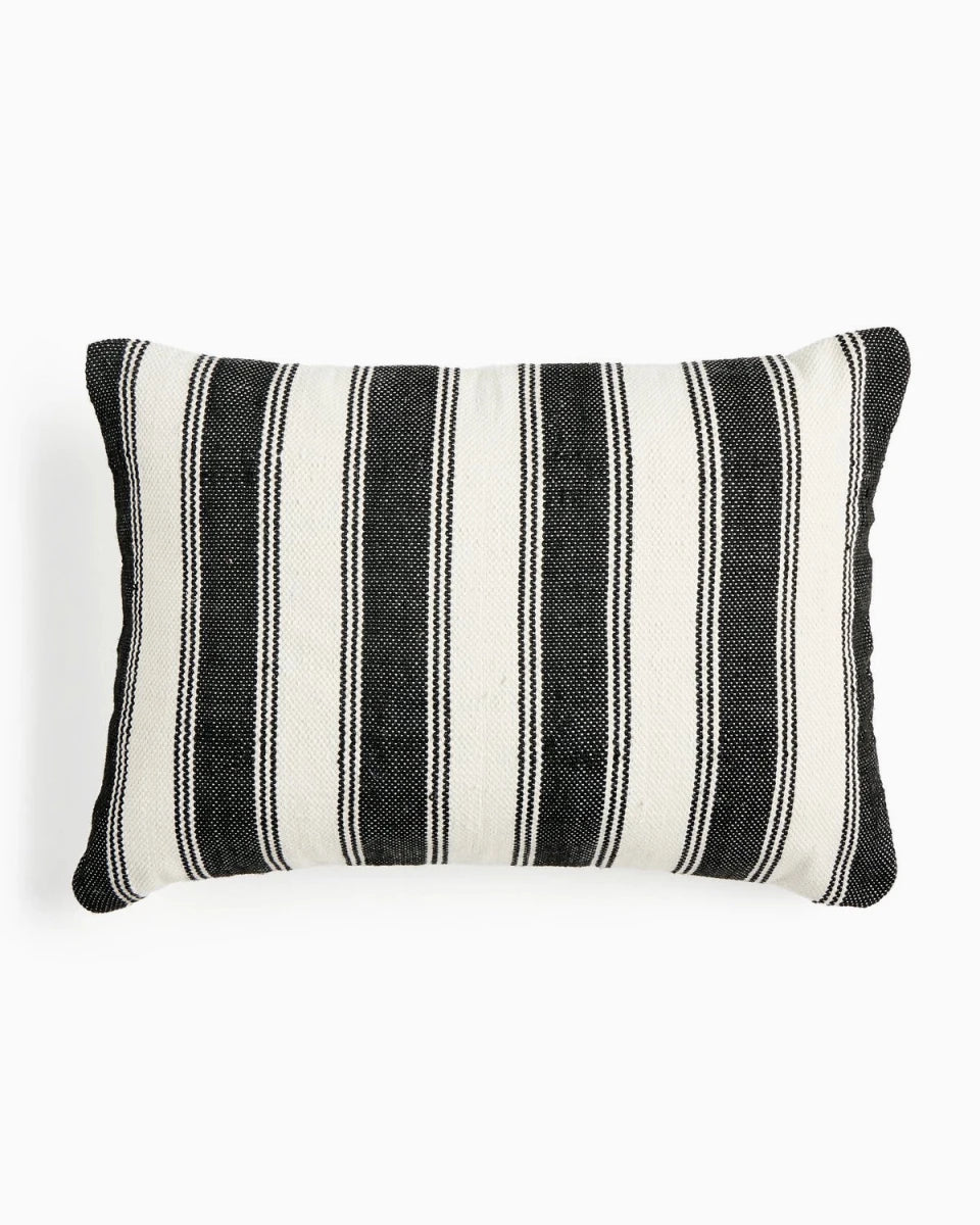 Ditmar Black / 16" x 24" / Cover Only