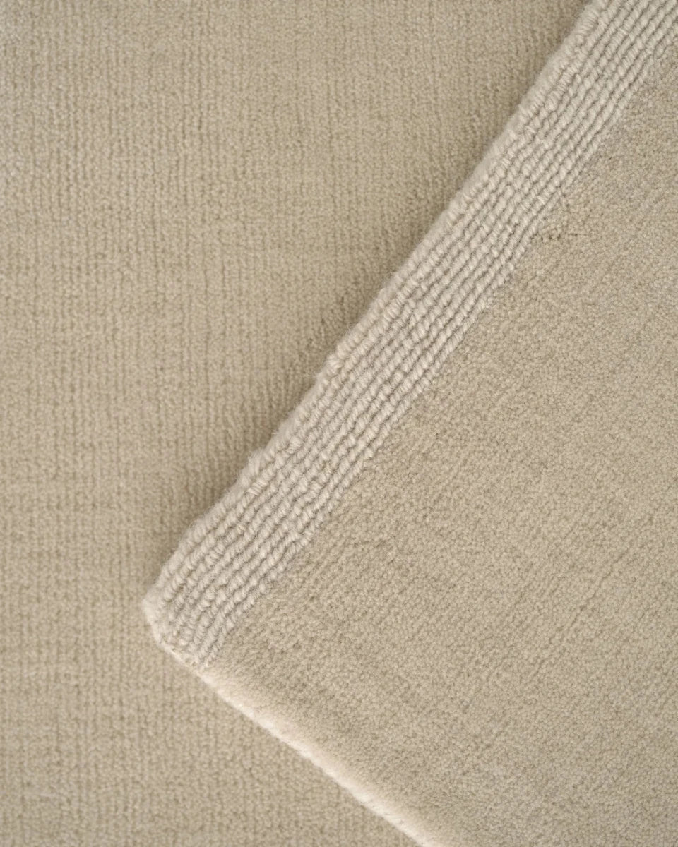 5'7"x7'9" / Beige