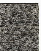 8'2" x 11'6" / Sable