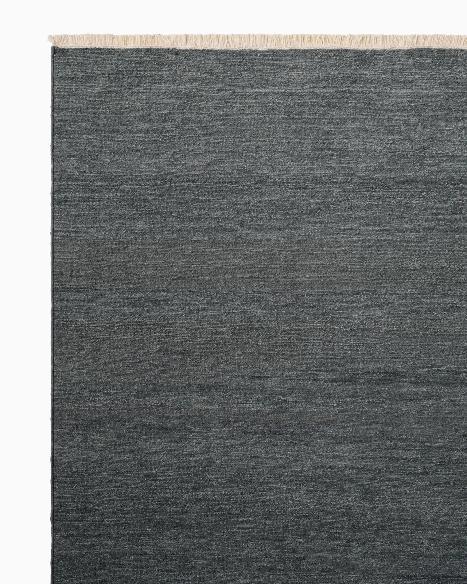 9'10" x 13"2" / Chambray