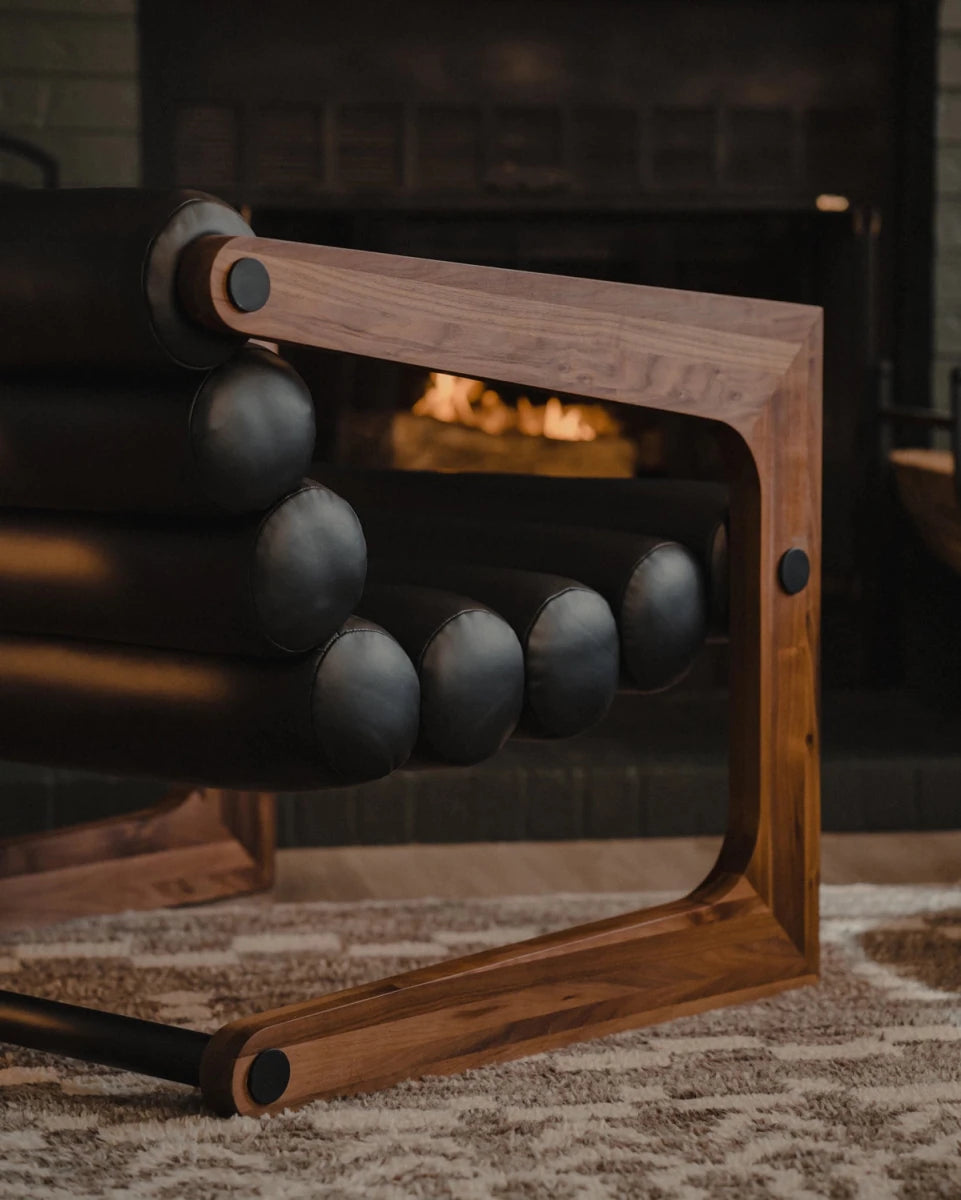 Black Leather / Walnut Frame