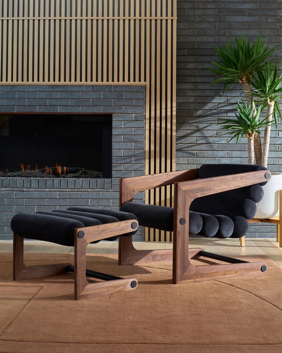 Ebony Velvet / Walnut Frame