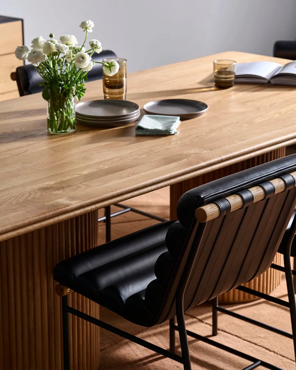 White Oak / 96" length | Seats 10