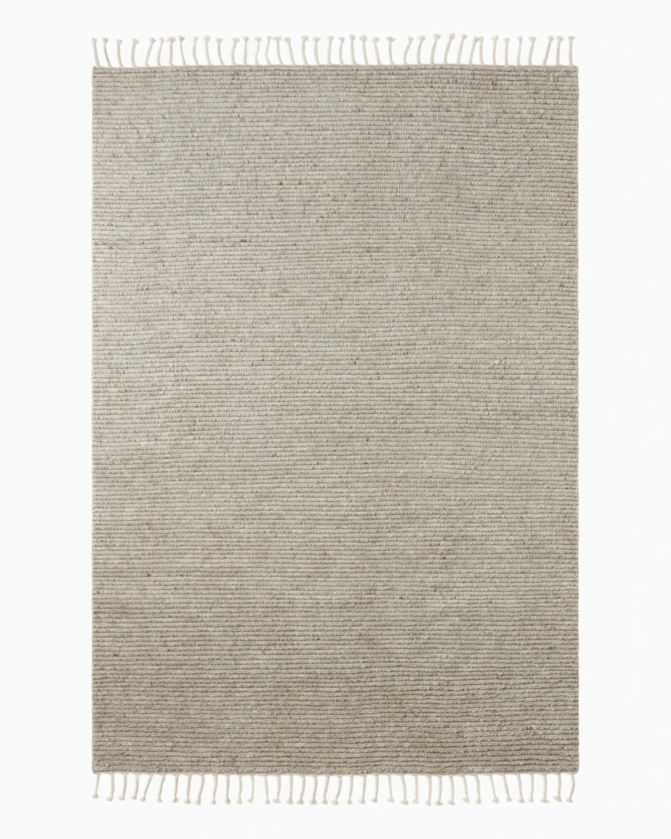 9'10" x 13'2" / Feather