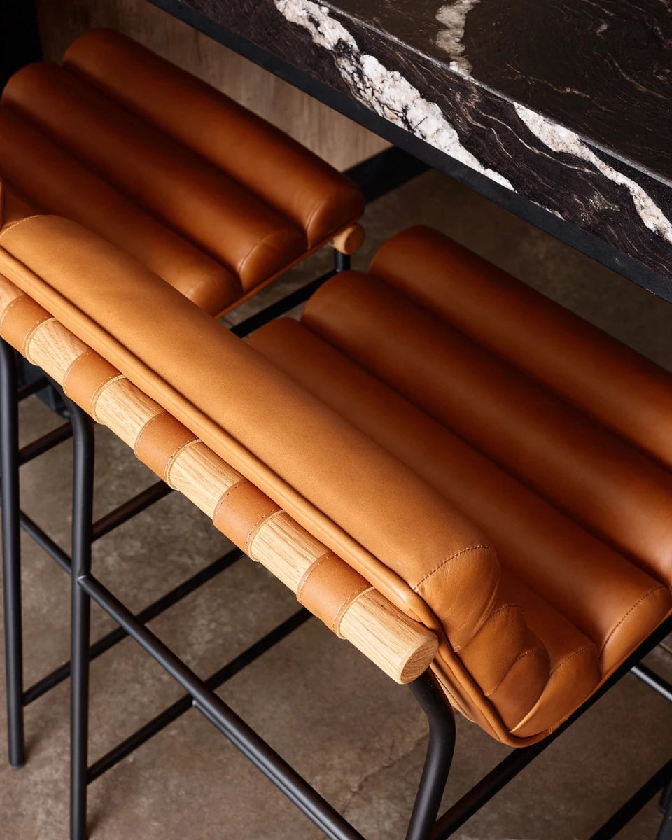 Saddle Leather / Saddle Leather Straps / White Oak / Counter (24" Height)