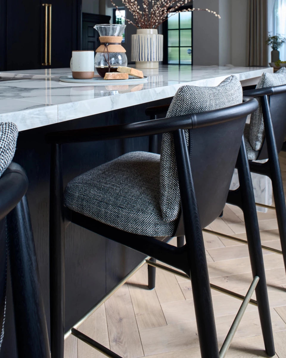 Noir Basketweave / Black Leather / Ebony / Counter (24" Height)