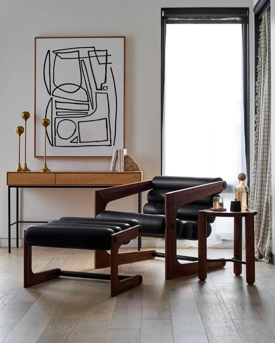 Black Leather / Walnut Frame