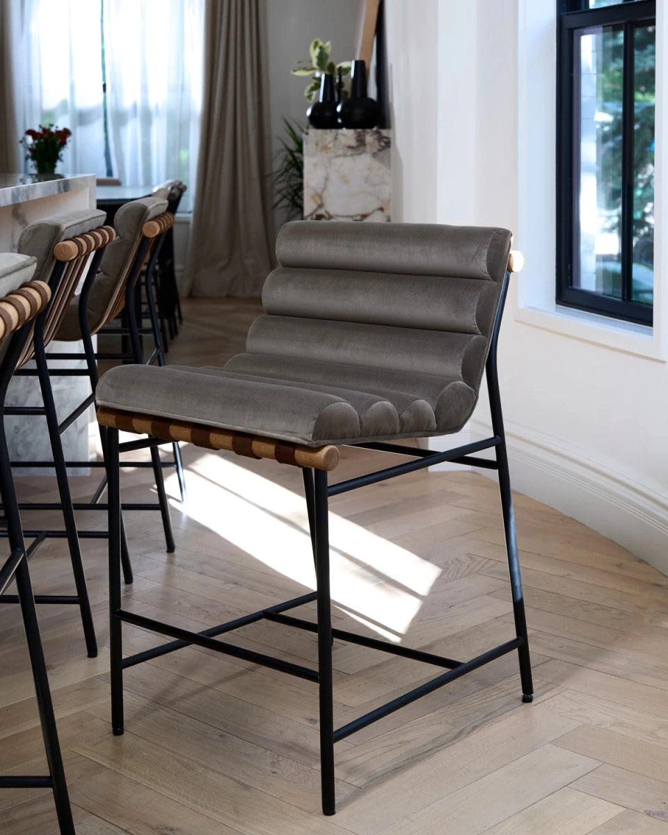 Mushroom Velvet / Heirloom Oak Straps / White Oak / Counter (24" Height)