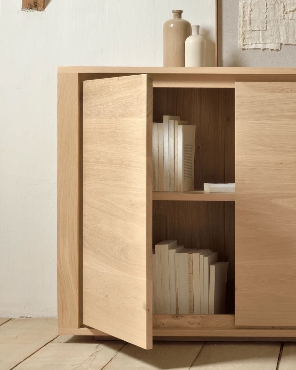 Natural Oak / Three Door (61.5")